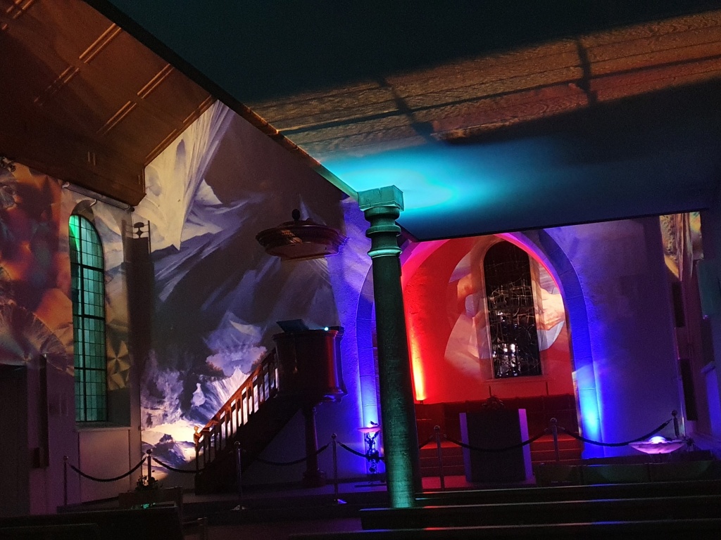 Lange Nacht der Kirchen 2022 Installation: Charles Meyer Kirche Höngg Zuerich